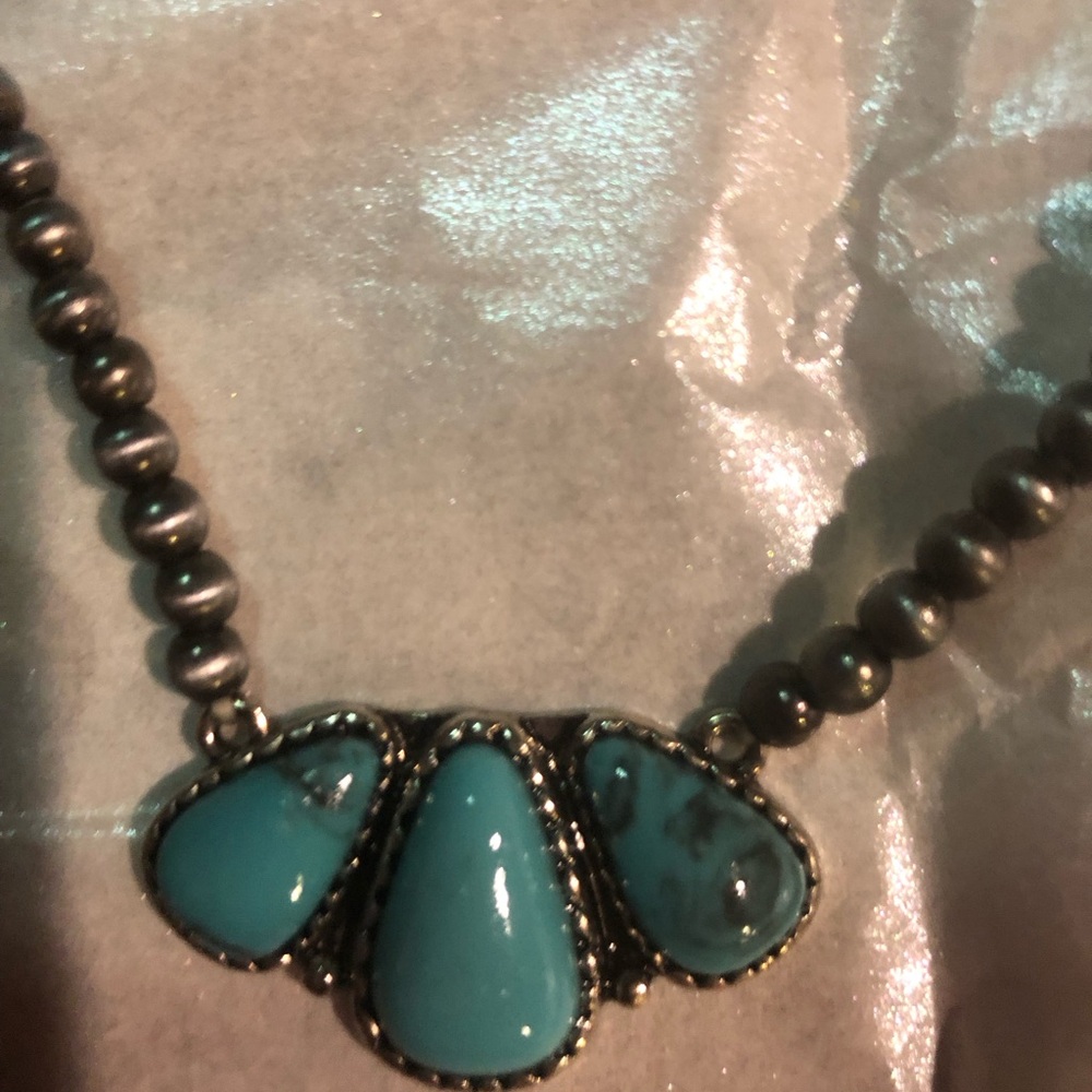 Source Unknown Blue and Silver Necklace with Bohemian Elegance
